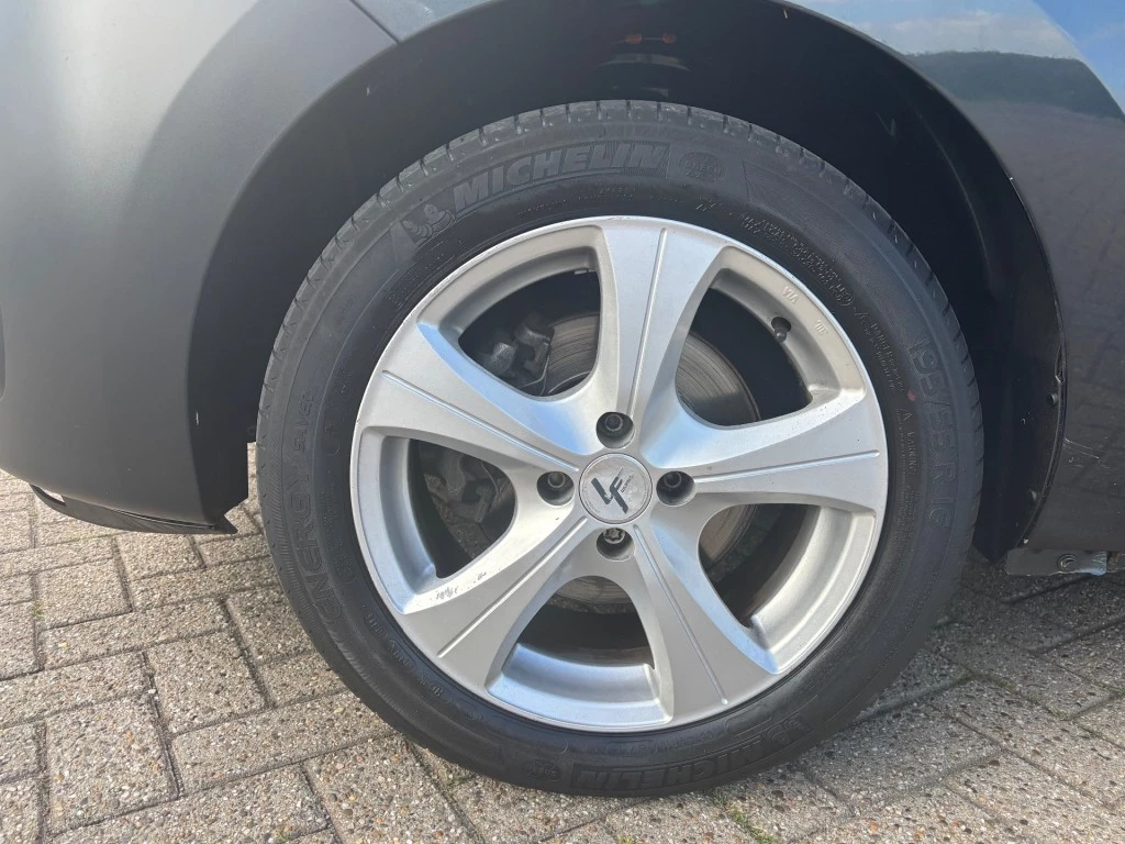 Hoofdafbeelding Dacia Dokker