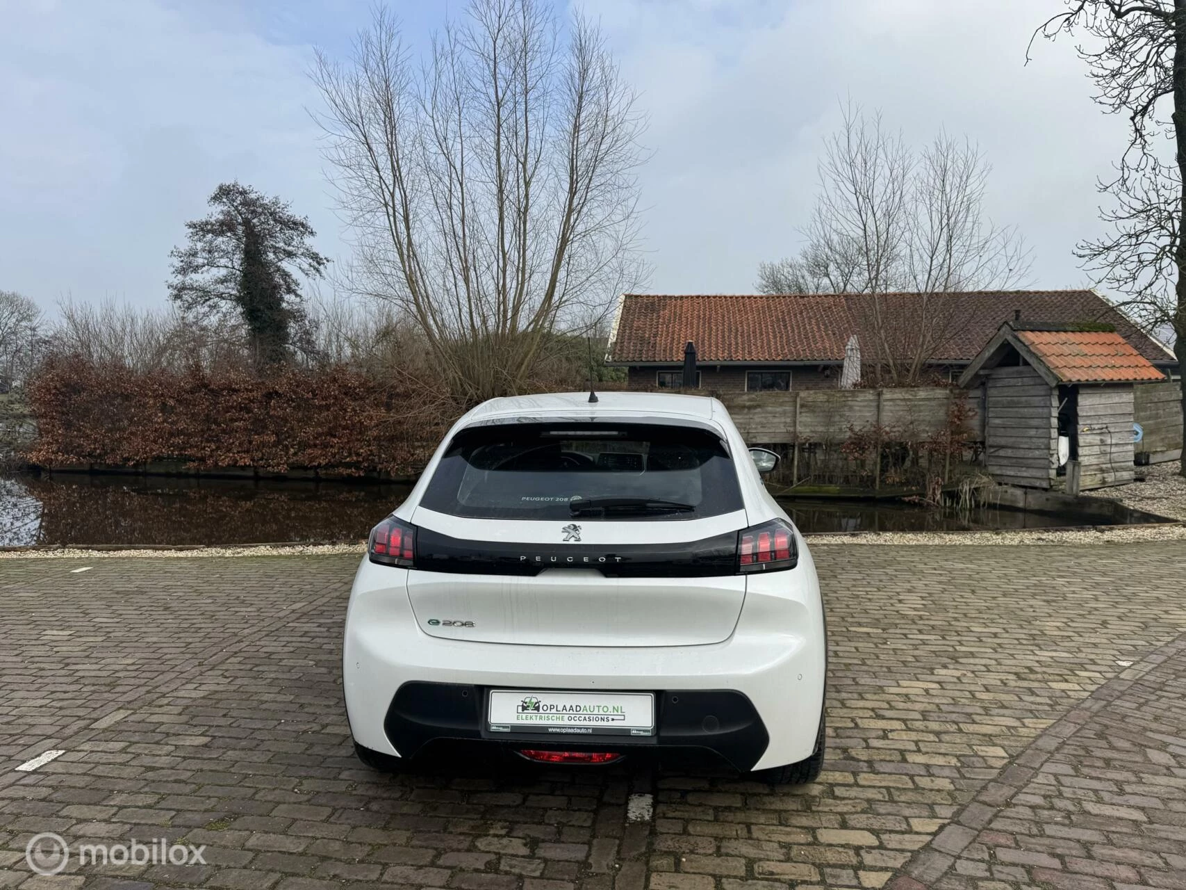 Hoofdafbeelding Peugeot e-208
