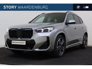 BMW X1 xDrive25e M Sport Automaat / Sportstoelen / Comfort Access / Head-Up / Harman-Kardon / Stoelverwarming / Parking Assistant Plus