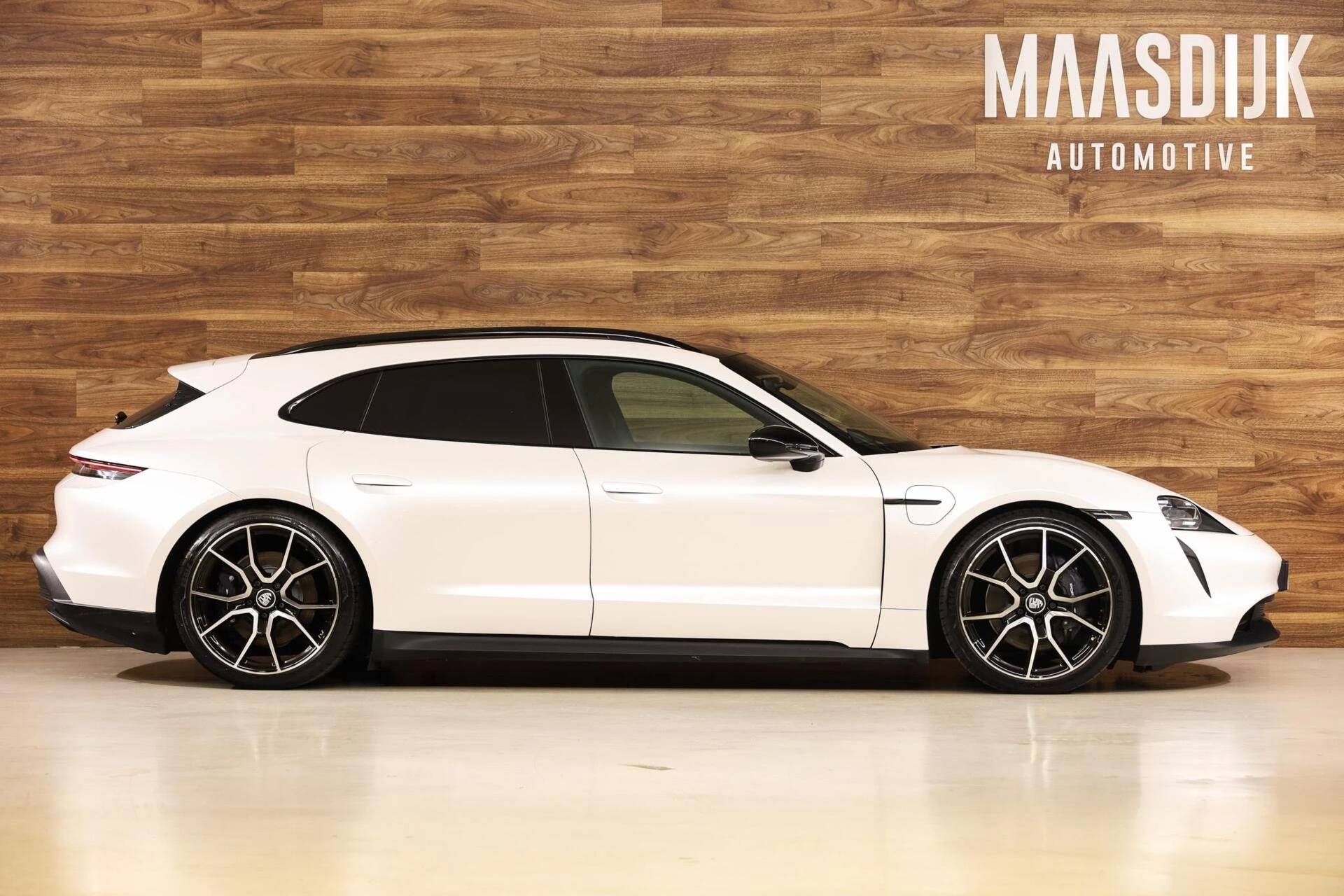 Hoofdafbeelding Porsche Taycan