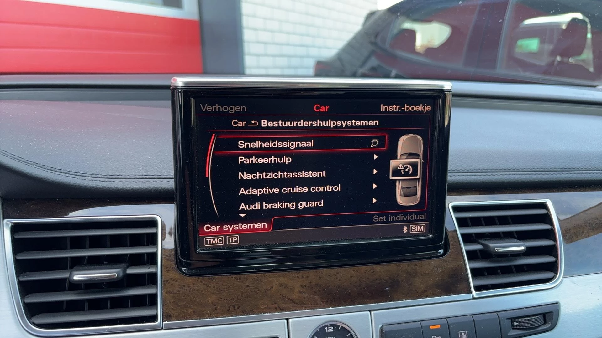 Hoofdafbeelding Audi A8
