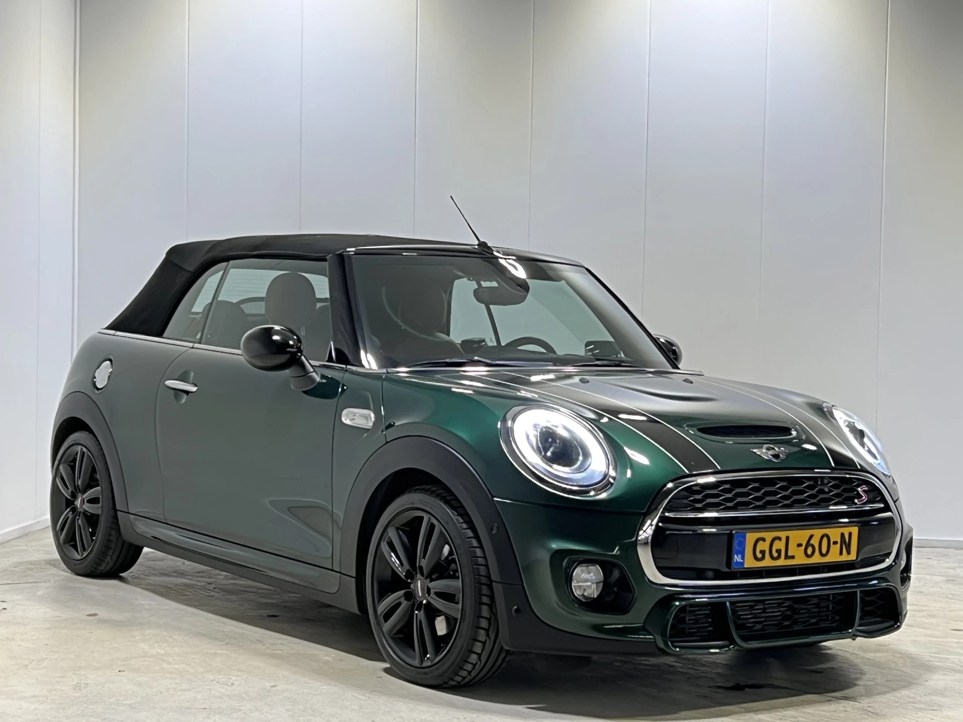 Hoofdafbeelding MINI Cooper S Cabrio