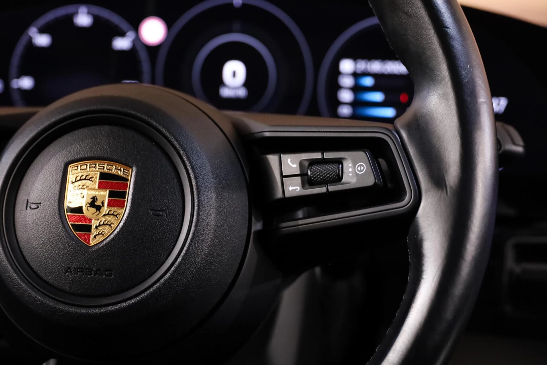 Hoofdafbeelding Porsche Taycan