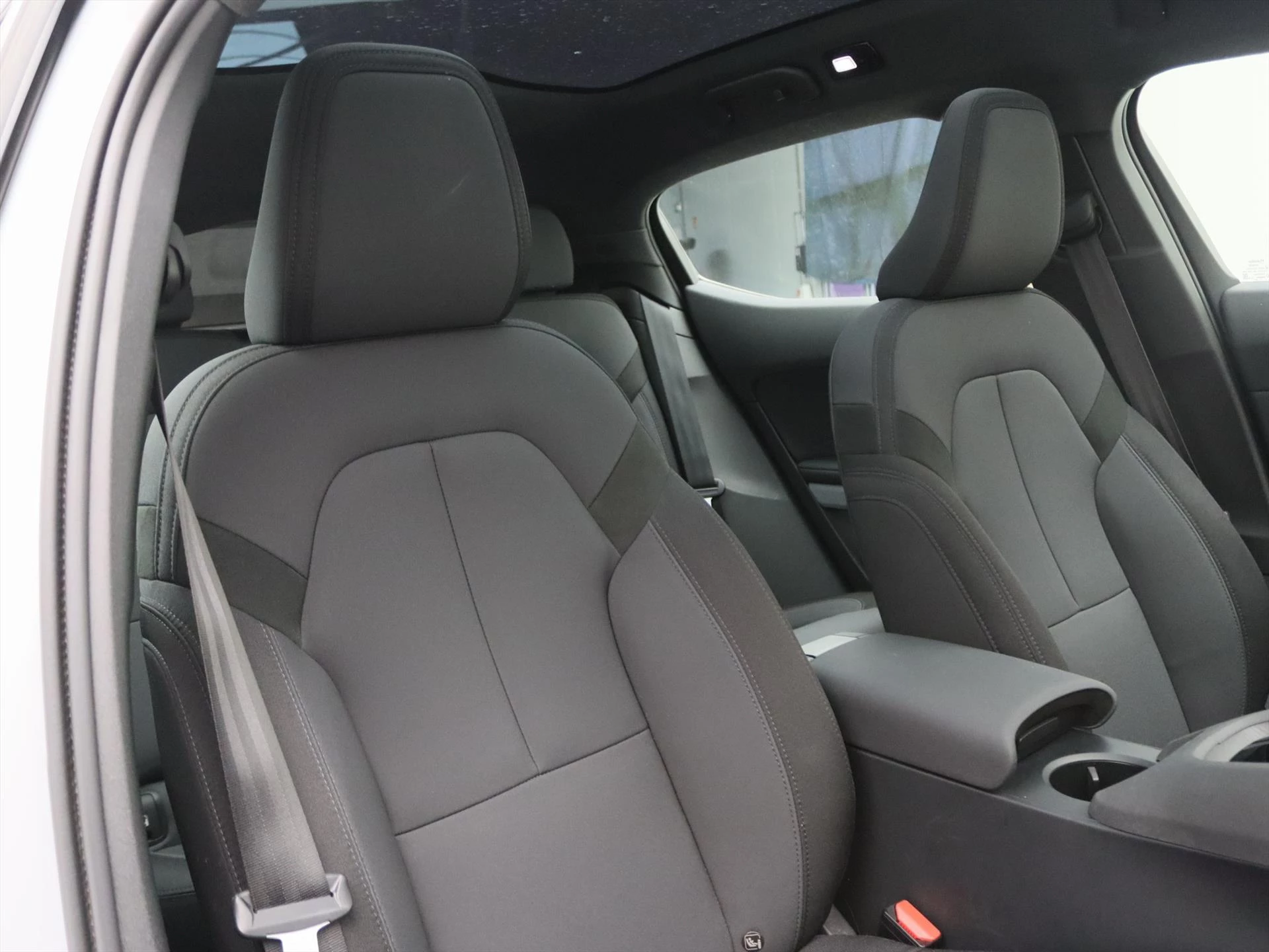 Hoofdafbeelding Polestar 2