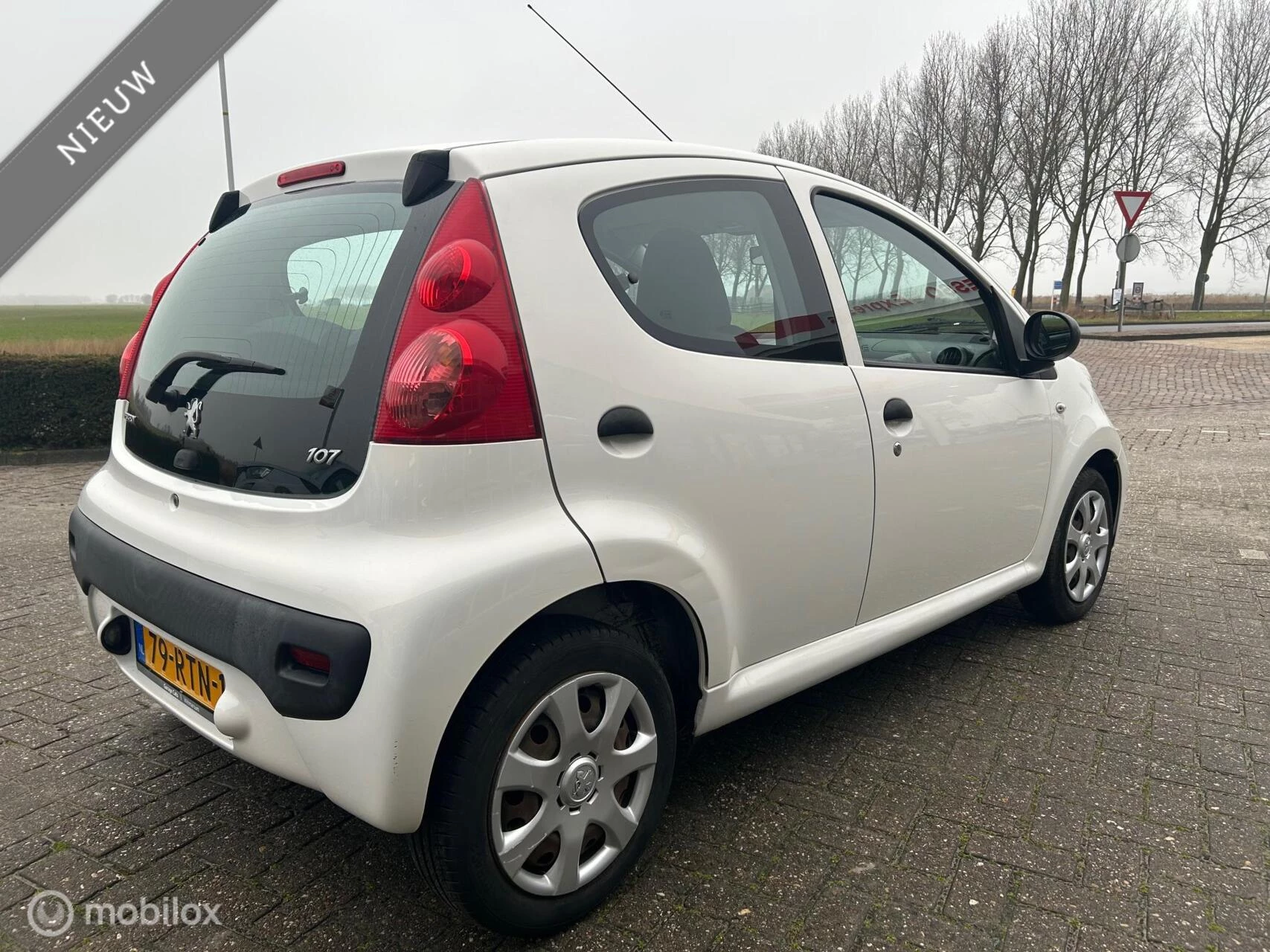 Hoofdafbeelding Peugeot 107