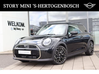 MINI 3-deurs Hatchback Cooper C Favoured Automaat / Panoramadak / Parking Assistant Plus / Head-Up / Comfort Access / JCW Sportstoelen / Harman Kardon
