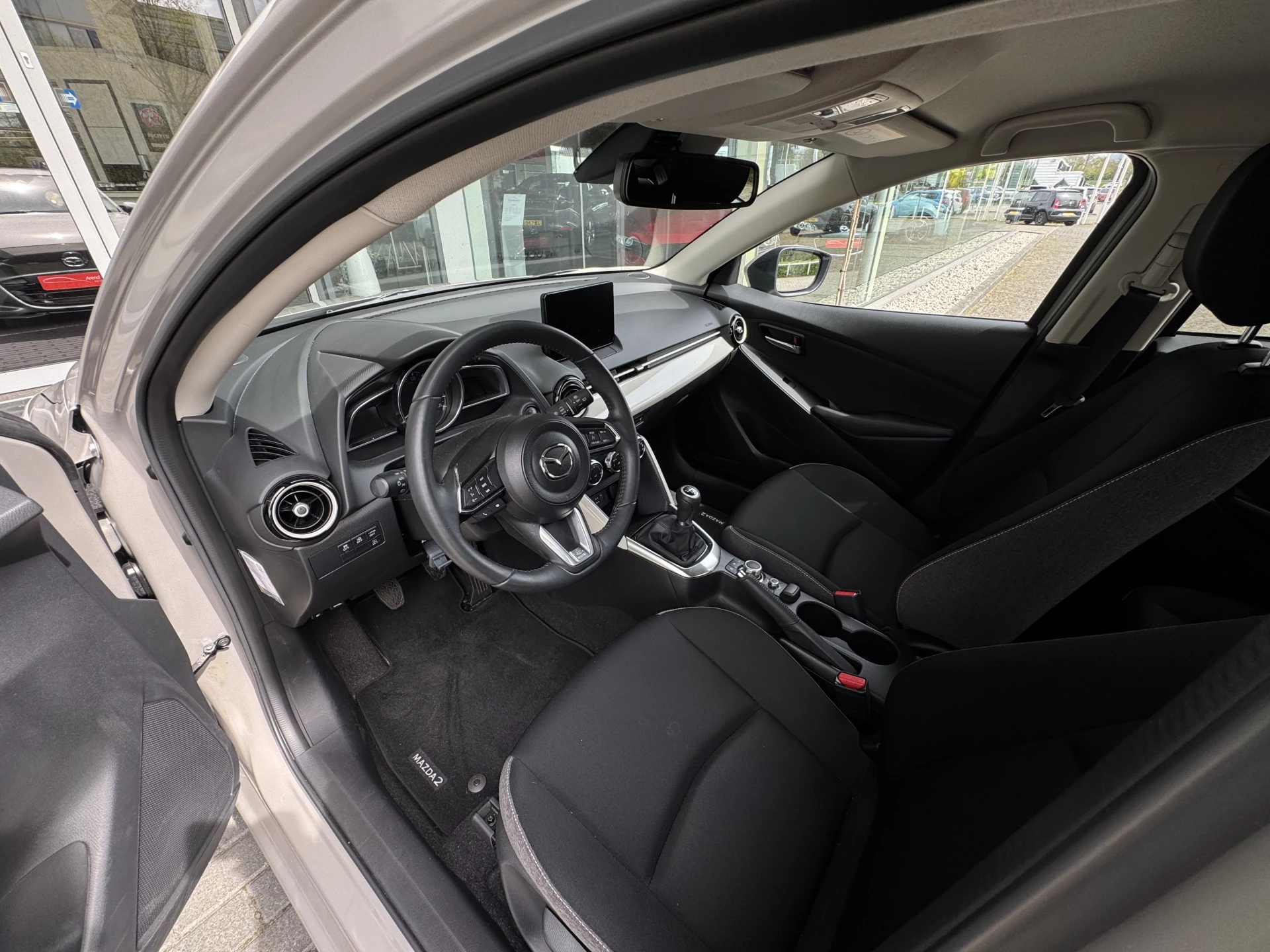 Hoofdafbeelding Mazda 2
