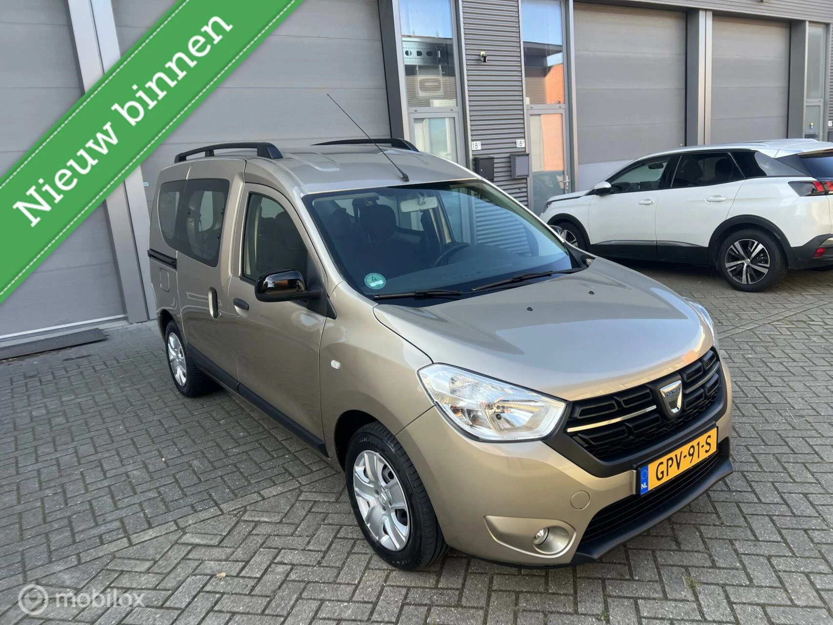 Hoofdafbeelding Dacia Dokker