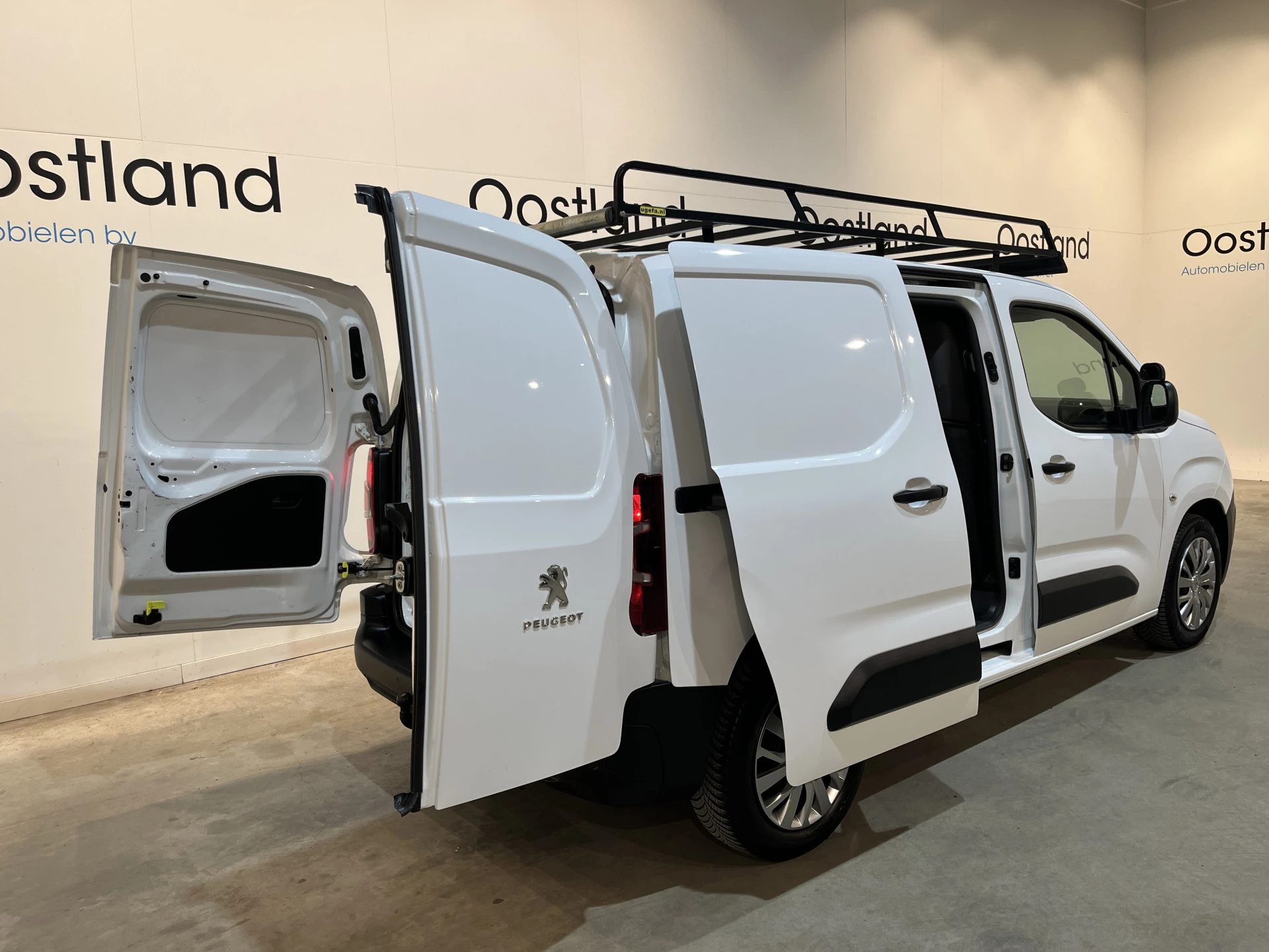 Hoofdafbeelding Peugeot Partner