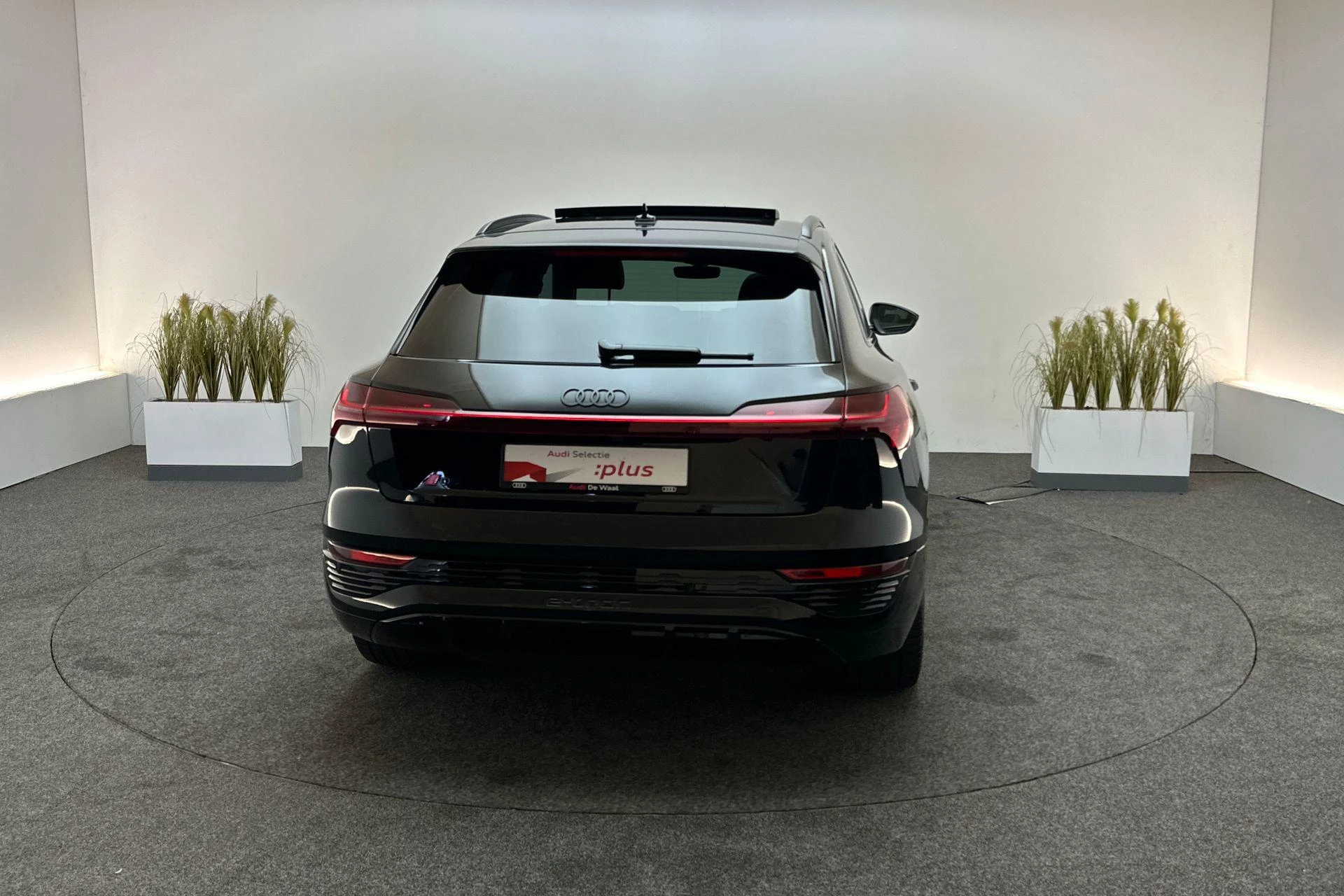 Hoofdafbeelding Audi Q8 e-tron