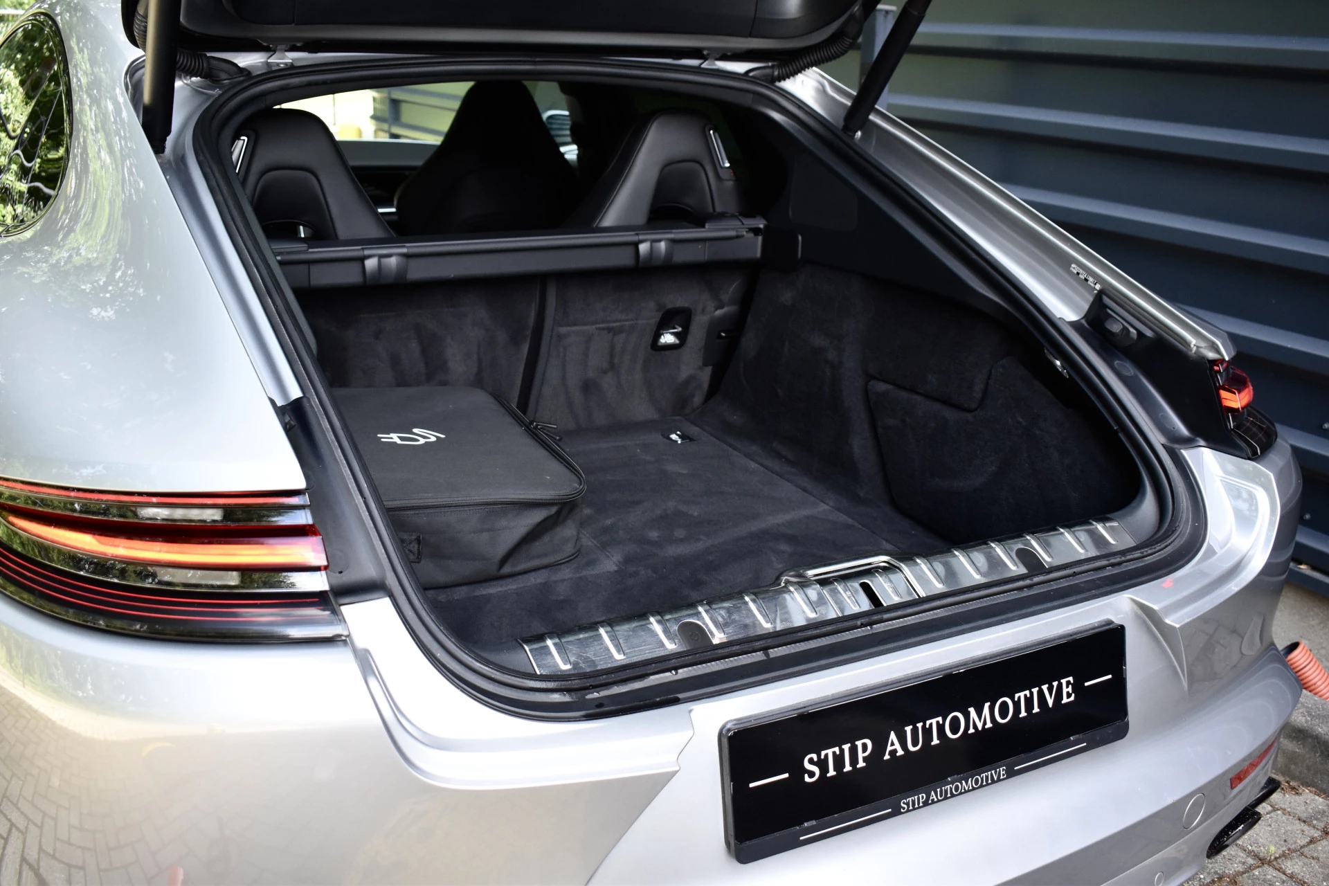 Hoofdafbeelding Porsche Panamera