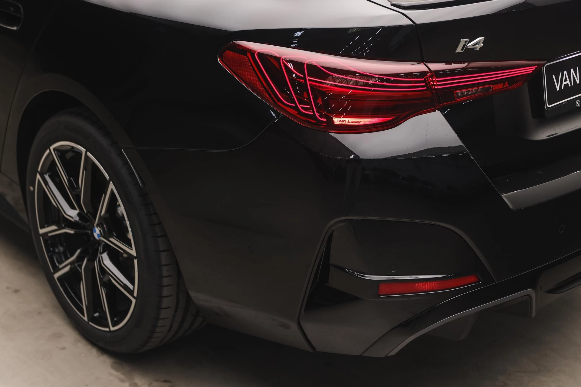 Hoofdafbeelding BMW i4