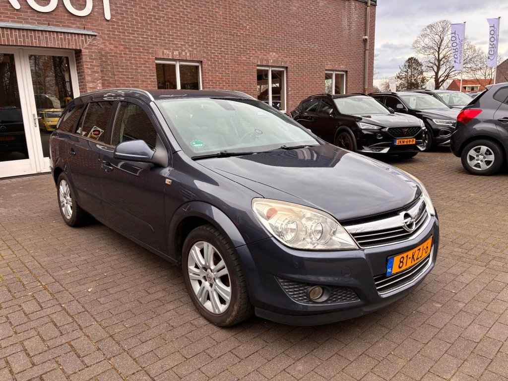 Hoofdafbeelding Opel Astra