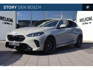Hoofdafbeelding BMW 1 Serie BMW 1 Serie 120 M Sport Automaat / Sportstoelen / Adaptieve LED / M Adaptief onderstel / Comfort Access / Parking Assistant / Stoelverwarming