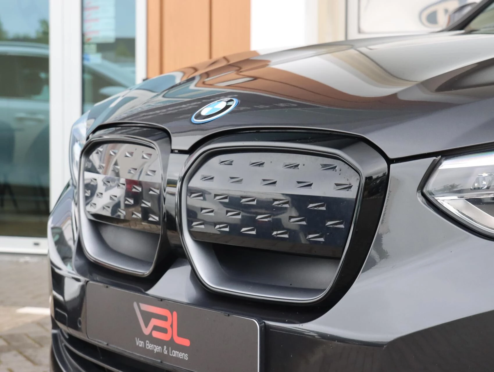 Hoofdafbeelding BMW iX3