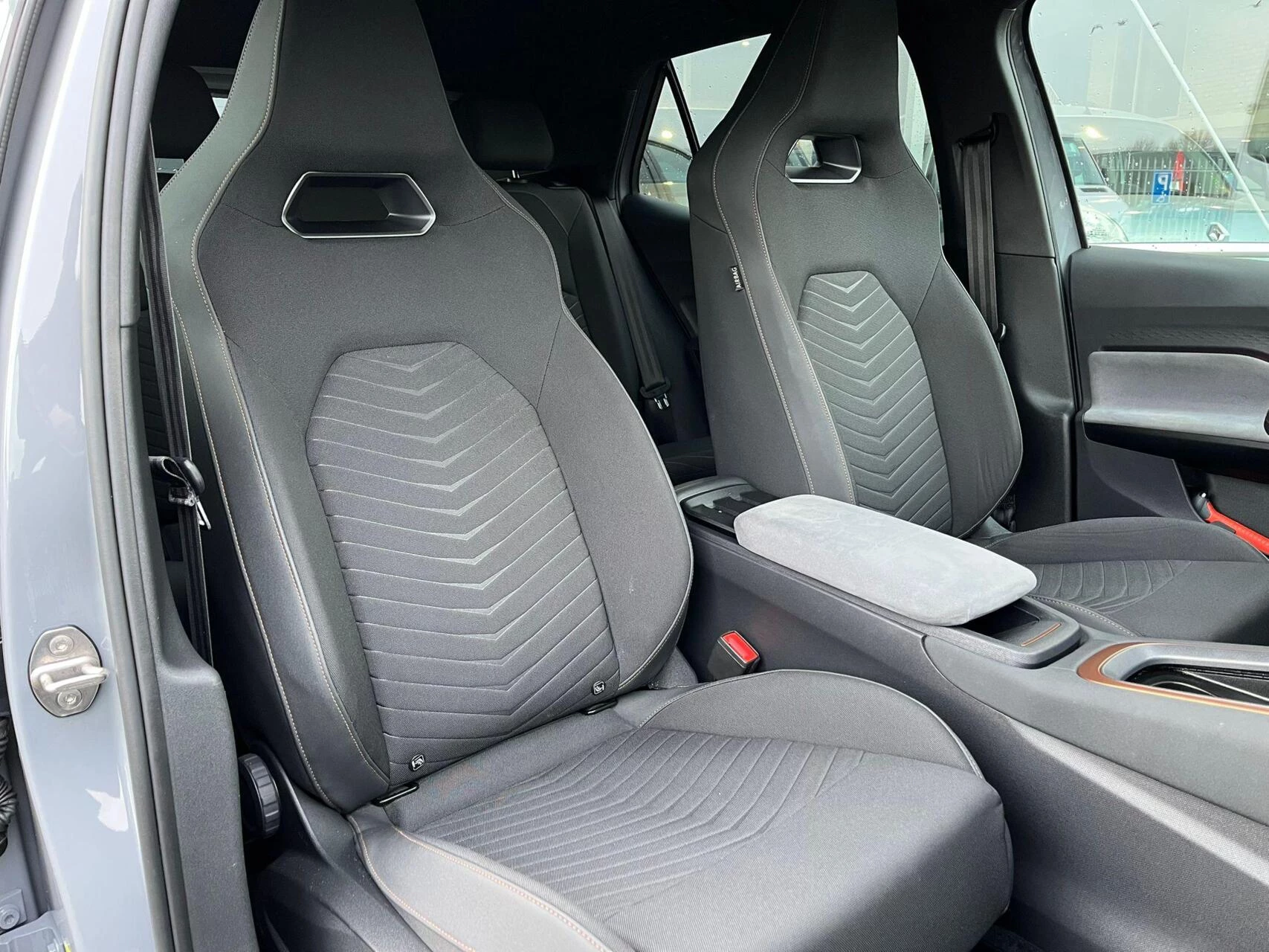 Hoofdafbeelding CUPRA Born