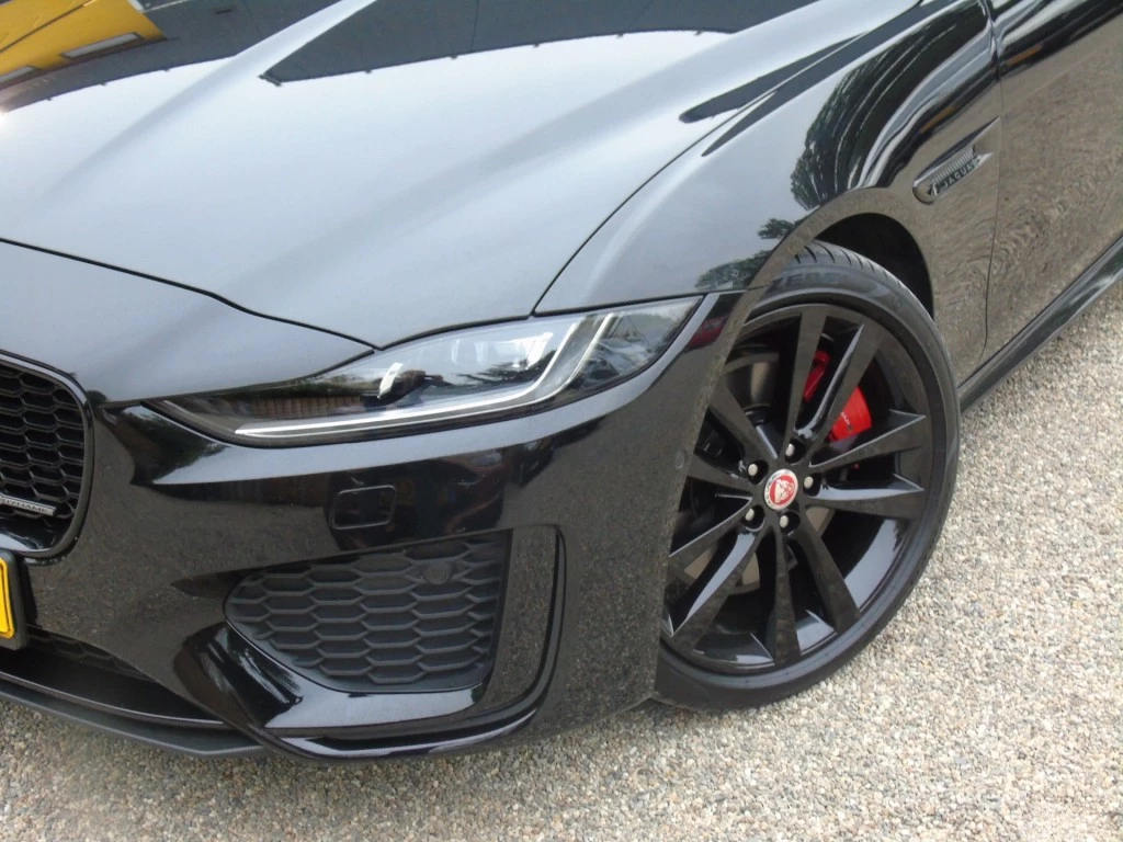 Hoofdafbeelding Jaguar XE