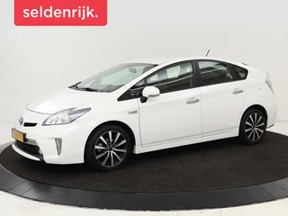 Hoofdafbeelding Toyota Prius Toyota Prius 1.8 Plug-in Aspiration | Stoelverwarming |  Camera | Half leder | Climate control | Cruise control | Navigatie | Bluetooth