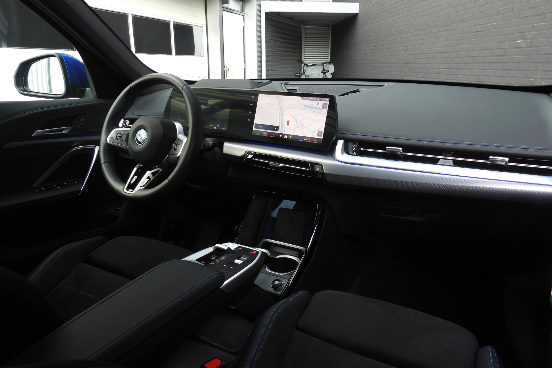 Hoofdafbeelding BMW iX1