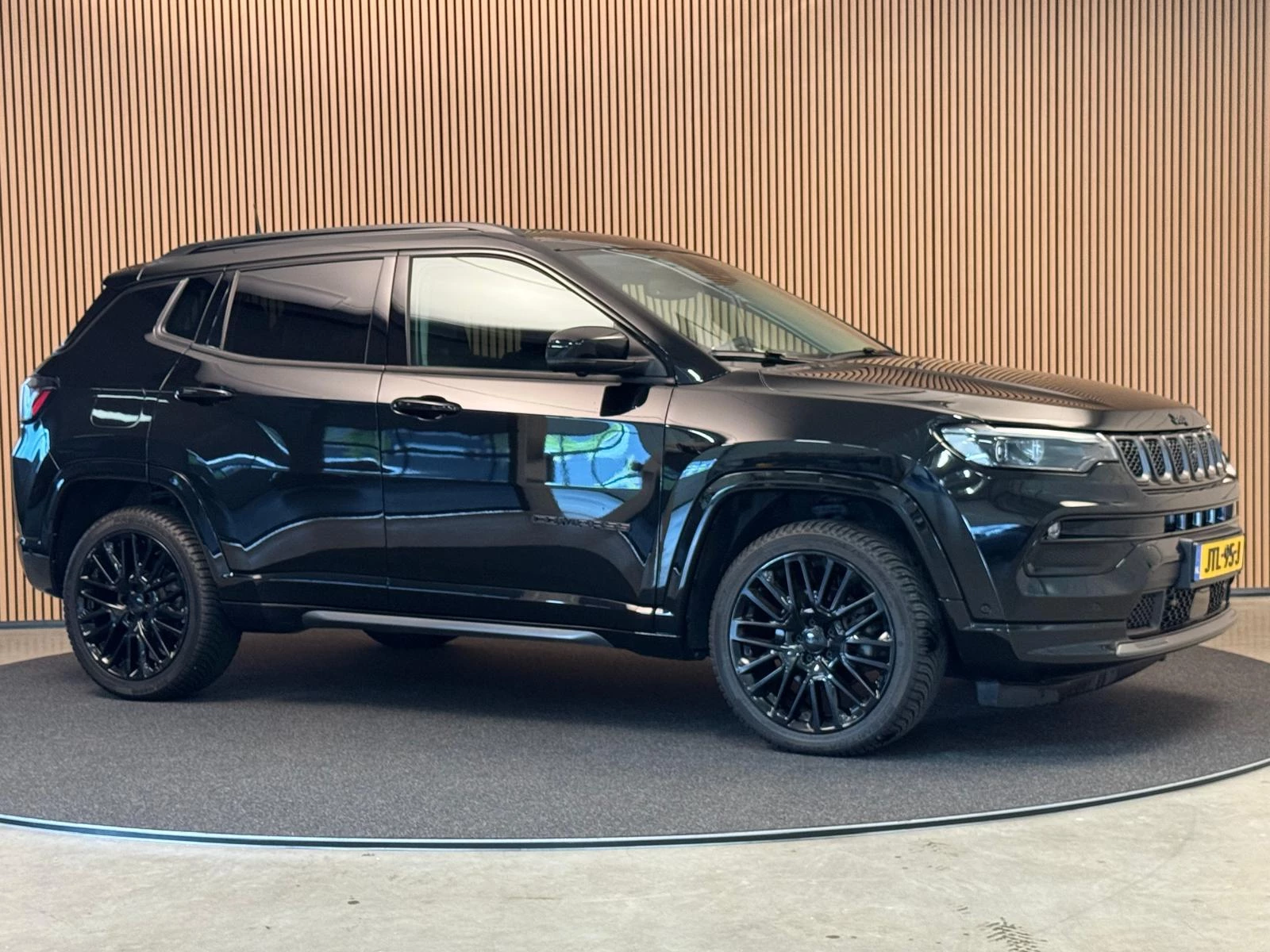 Hoofdafbeelding Jeep Compass