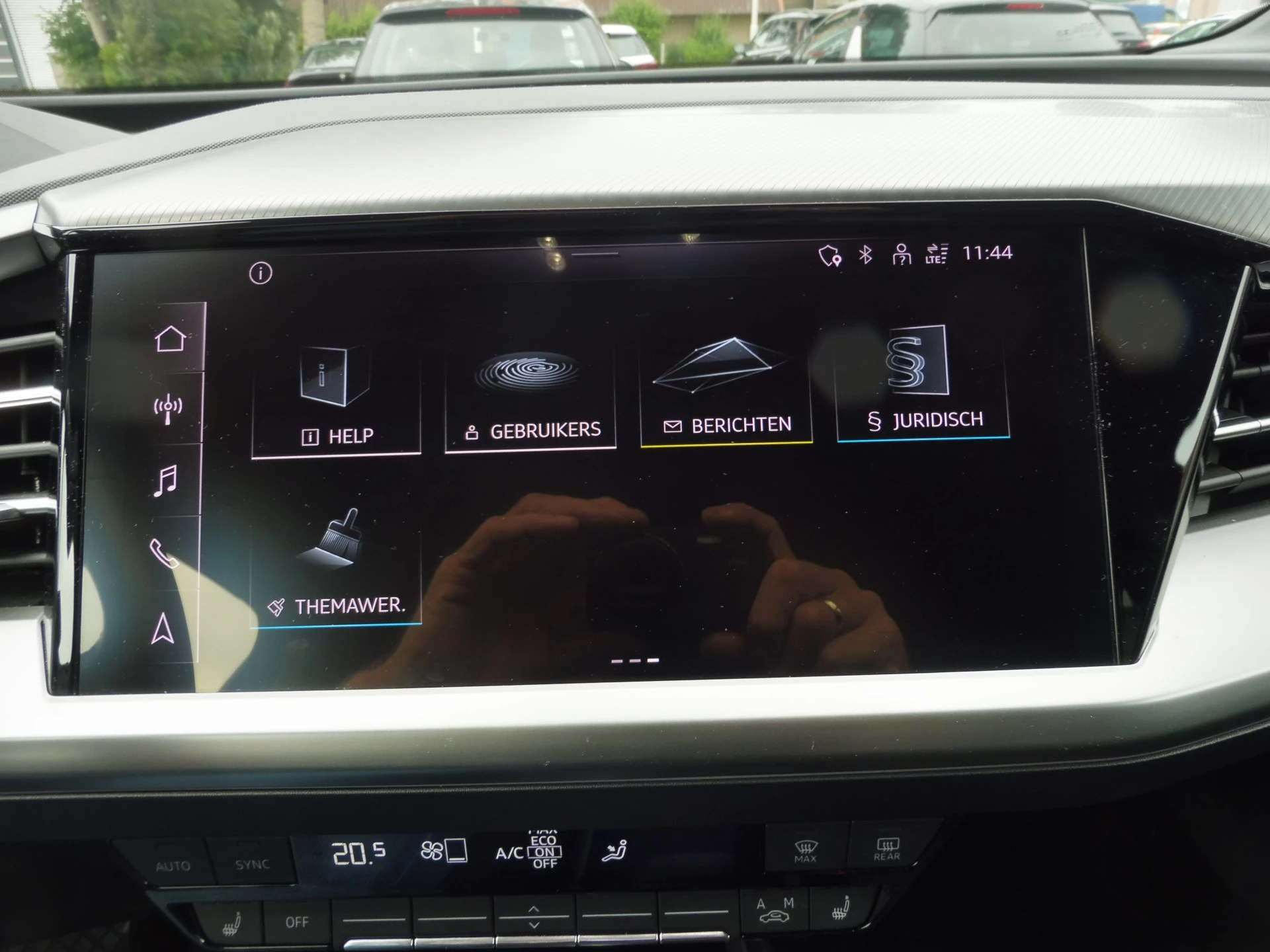 Hoofdafbeelding Audi Q4 e-tron