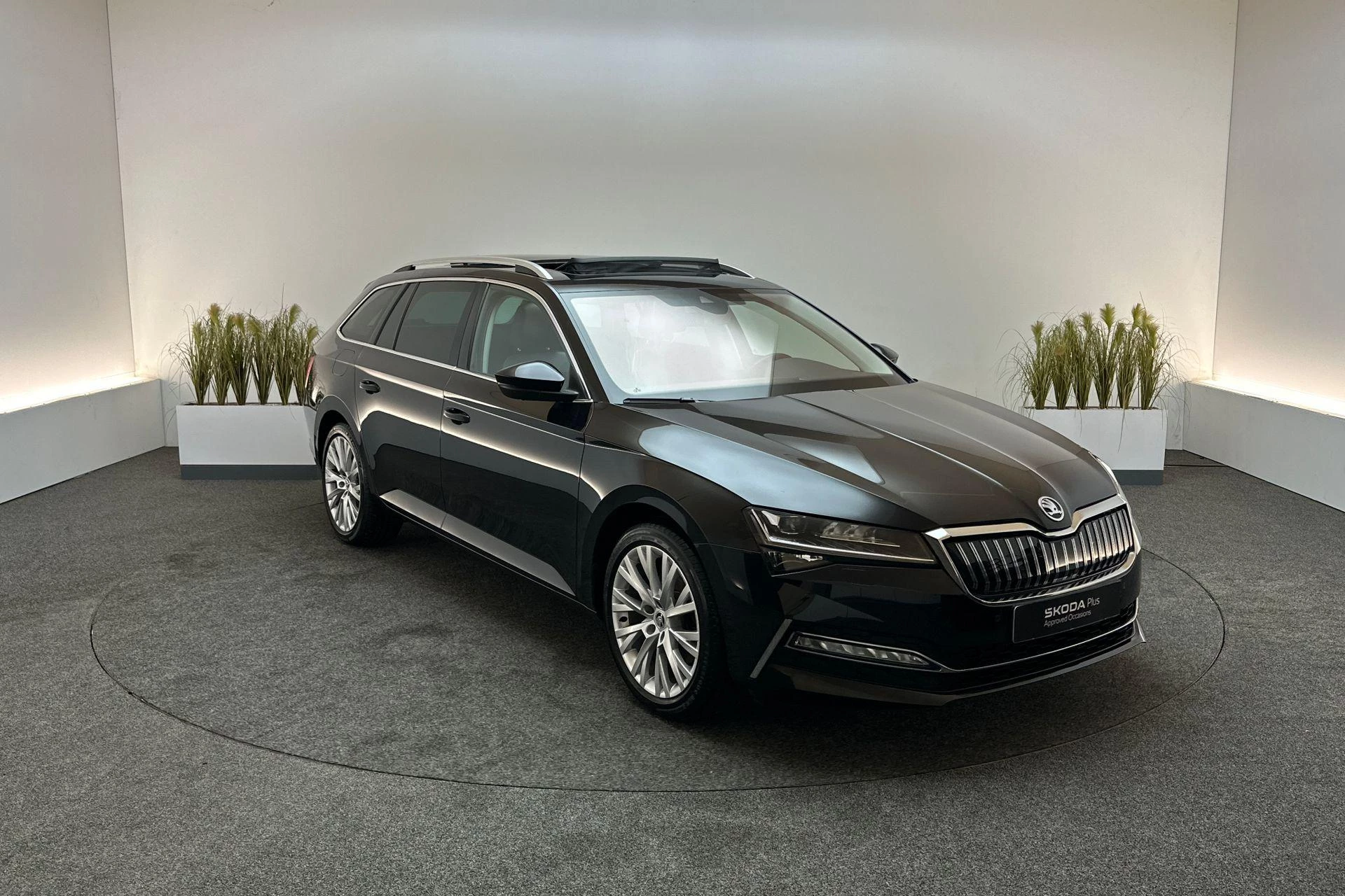 Hoofdafbeelding Škoda Superb