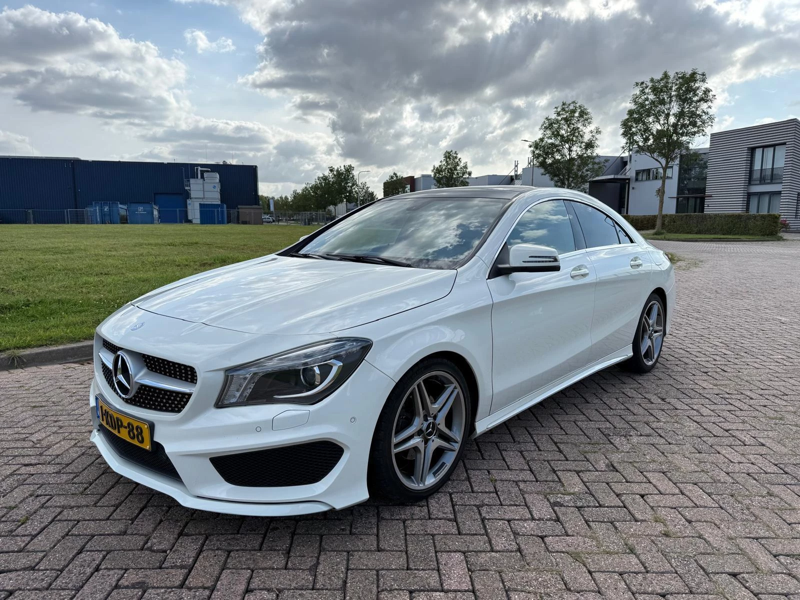 Hoofdafbeelding Mercedes-Benz CLA
