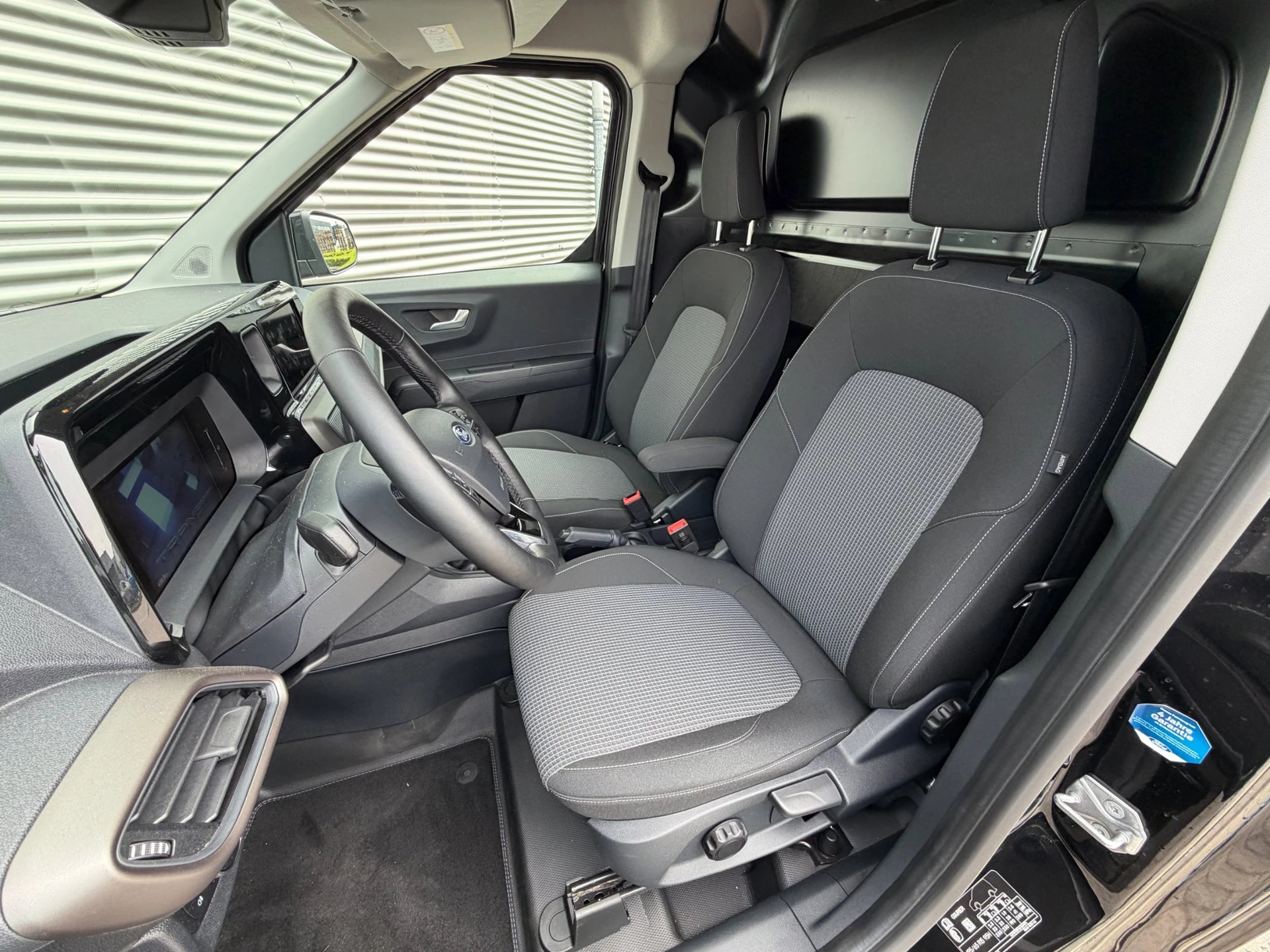 Hoofdafbeelding Ford Transit Courier
