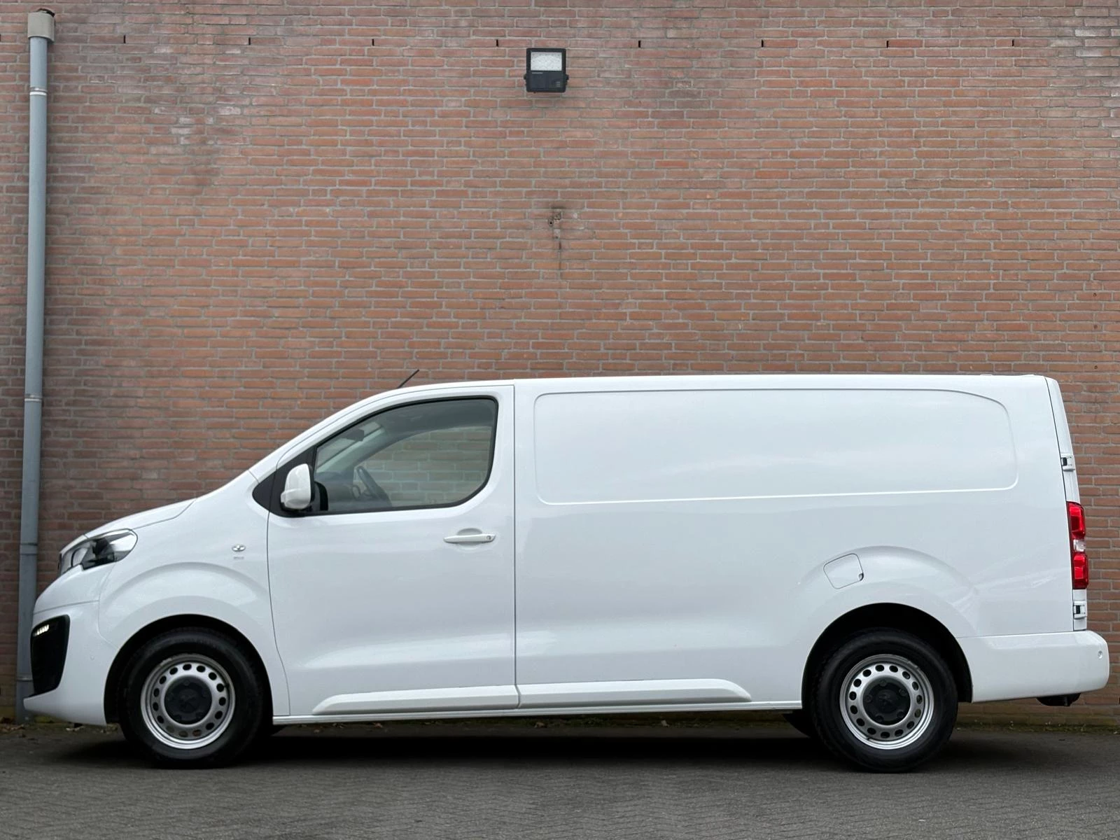 Hoofdafbeelding Peugeot Expert