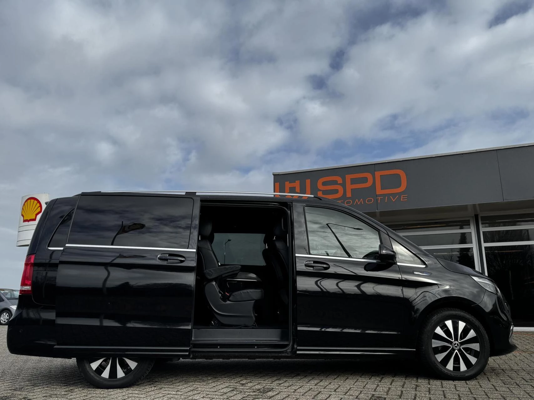 Hoofdafbeelding Mercedes-Benz EQV