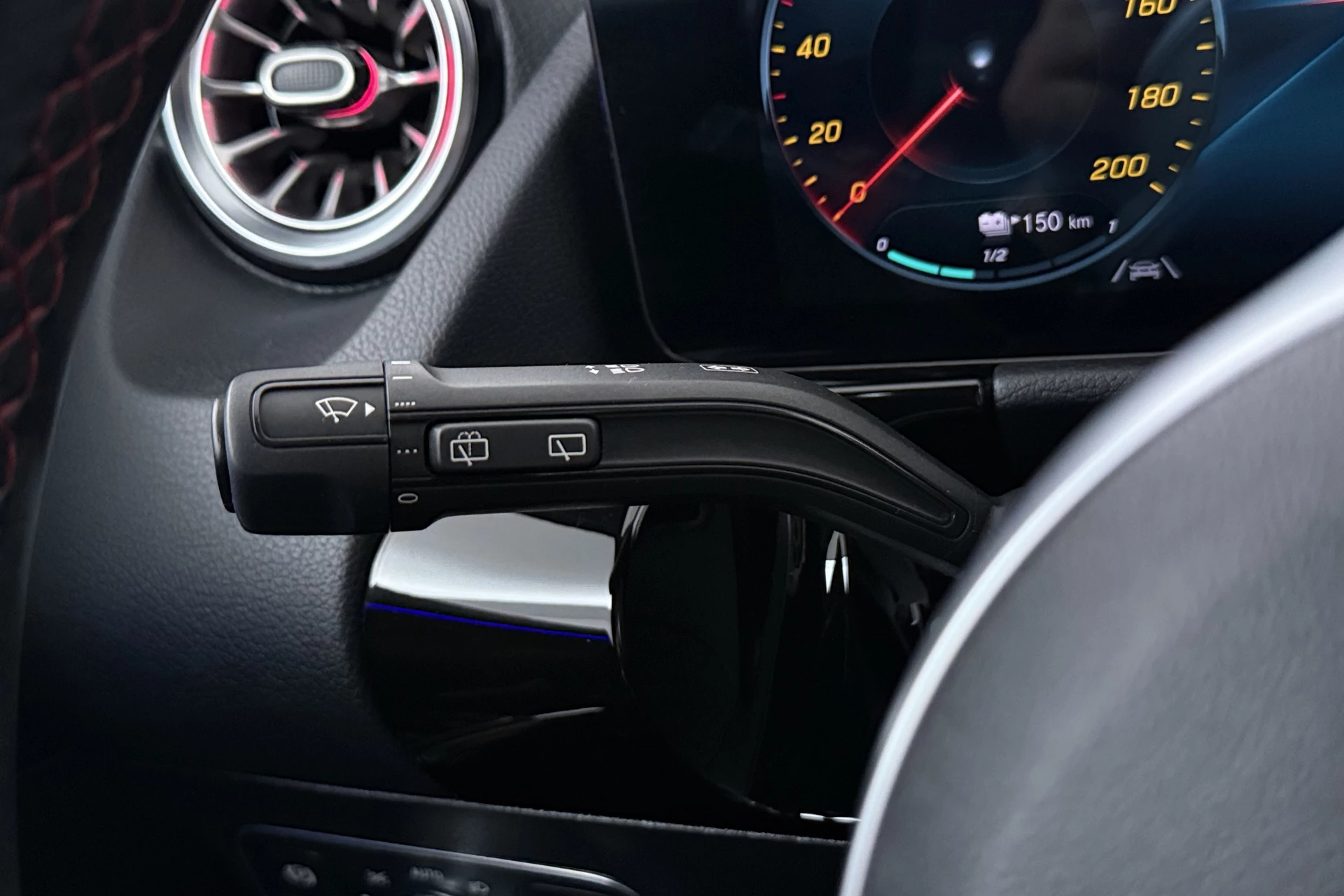 Hoofdafbeelding Mercedes-Benz EQA