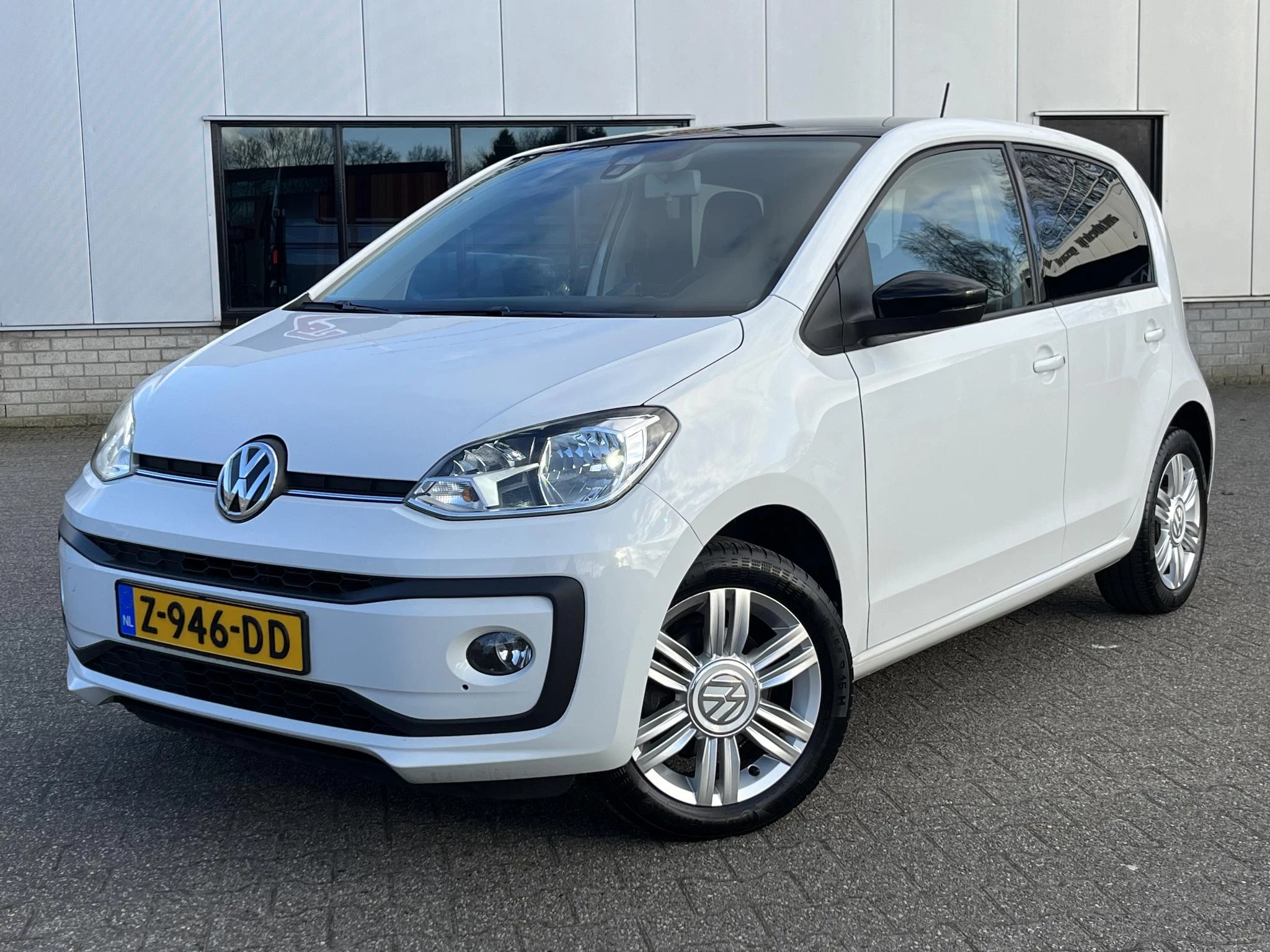 Hoofdafbeelding Volkswagen up!