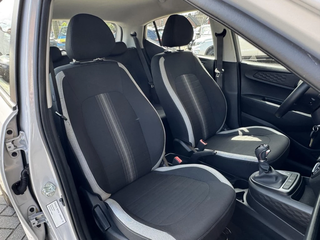 Hoofdafbeelding Hyundai i10