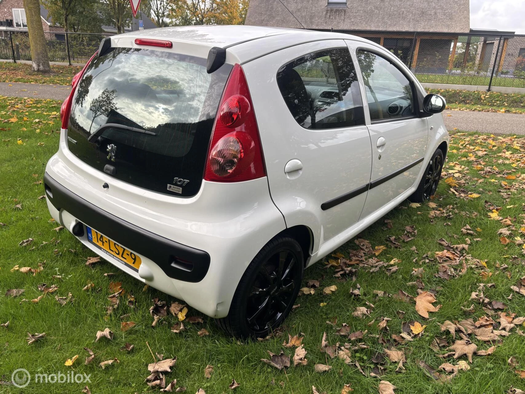 Hoofdafbeelding Peugeot 107