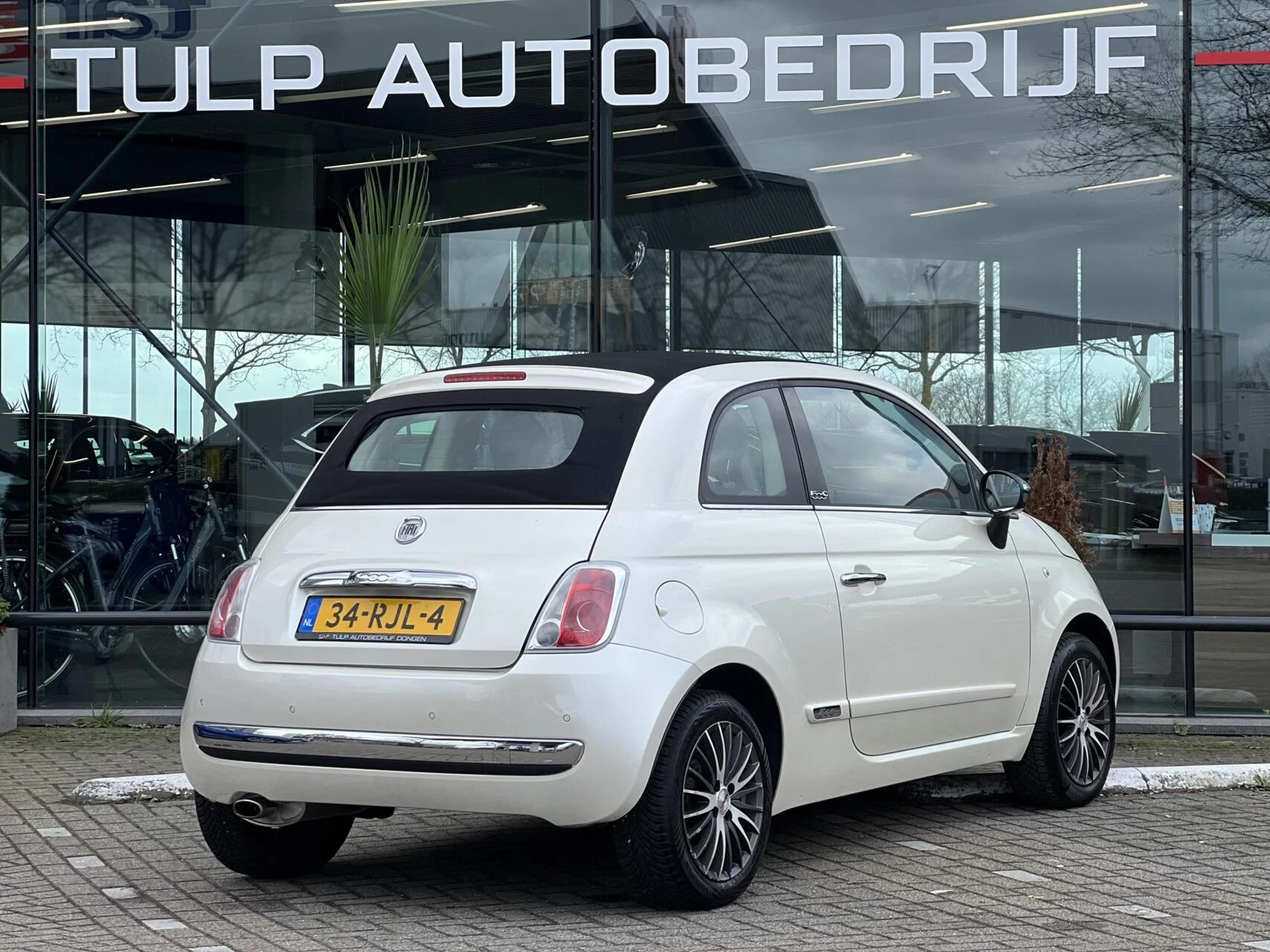 Hoofdafbeelding Fiat 500C