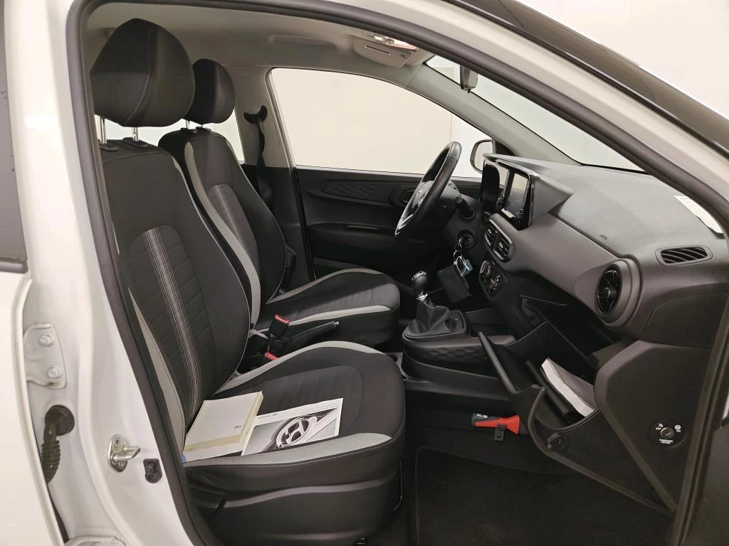 Hoofdafbeelding Hyundai i10