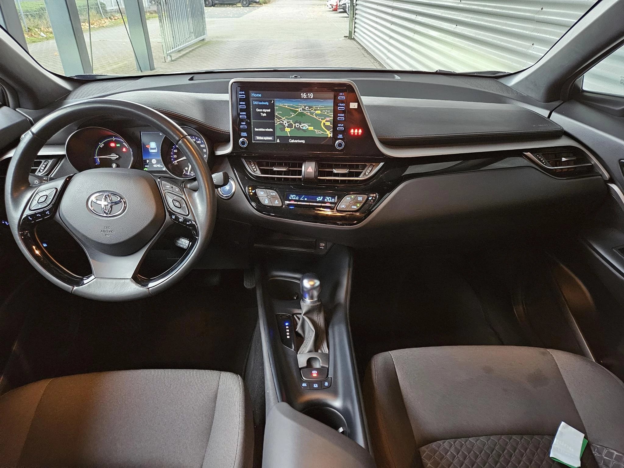 Hoofdafbeelding Toyota C-HR