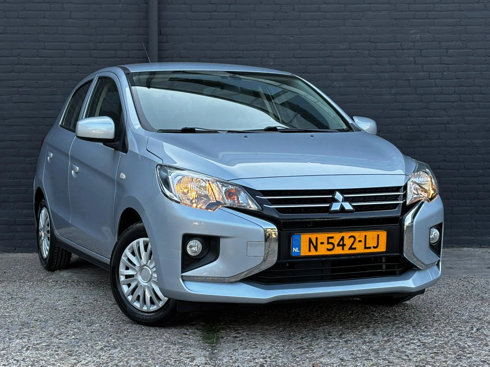 Hoofdafbeelding Mitsubishi Space Star