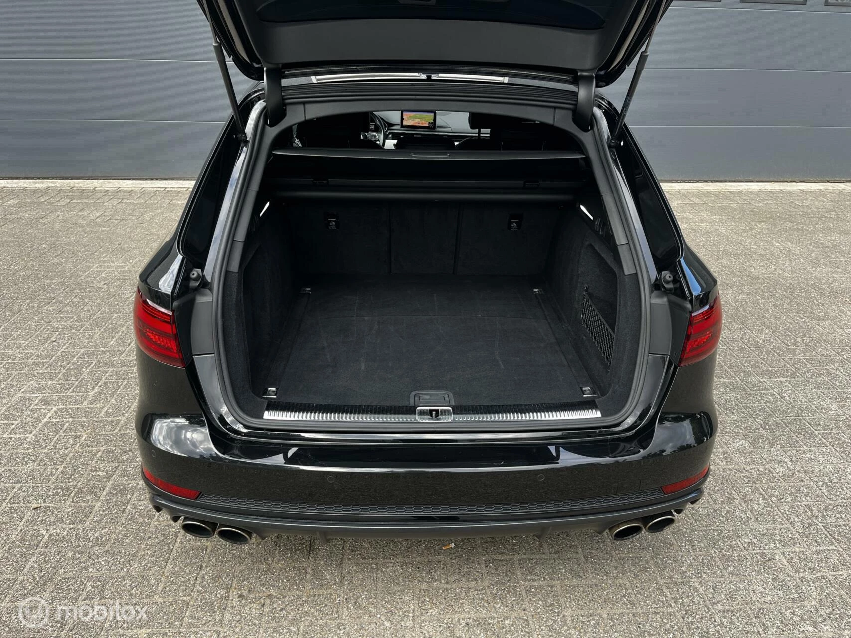 Hoofdafbeelding Audi S4