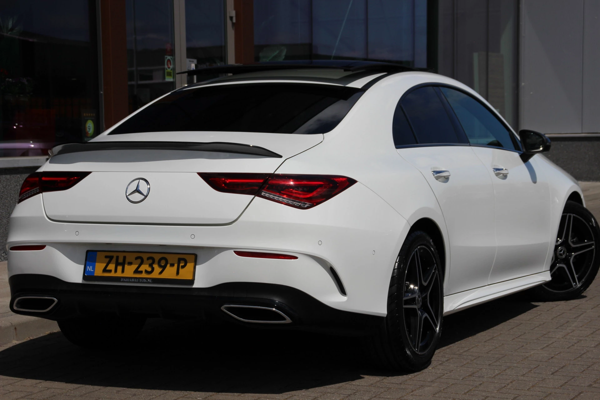 Hoofdafbeelding Mercedes-Benz CLA