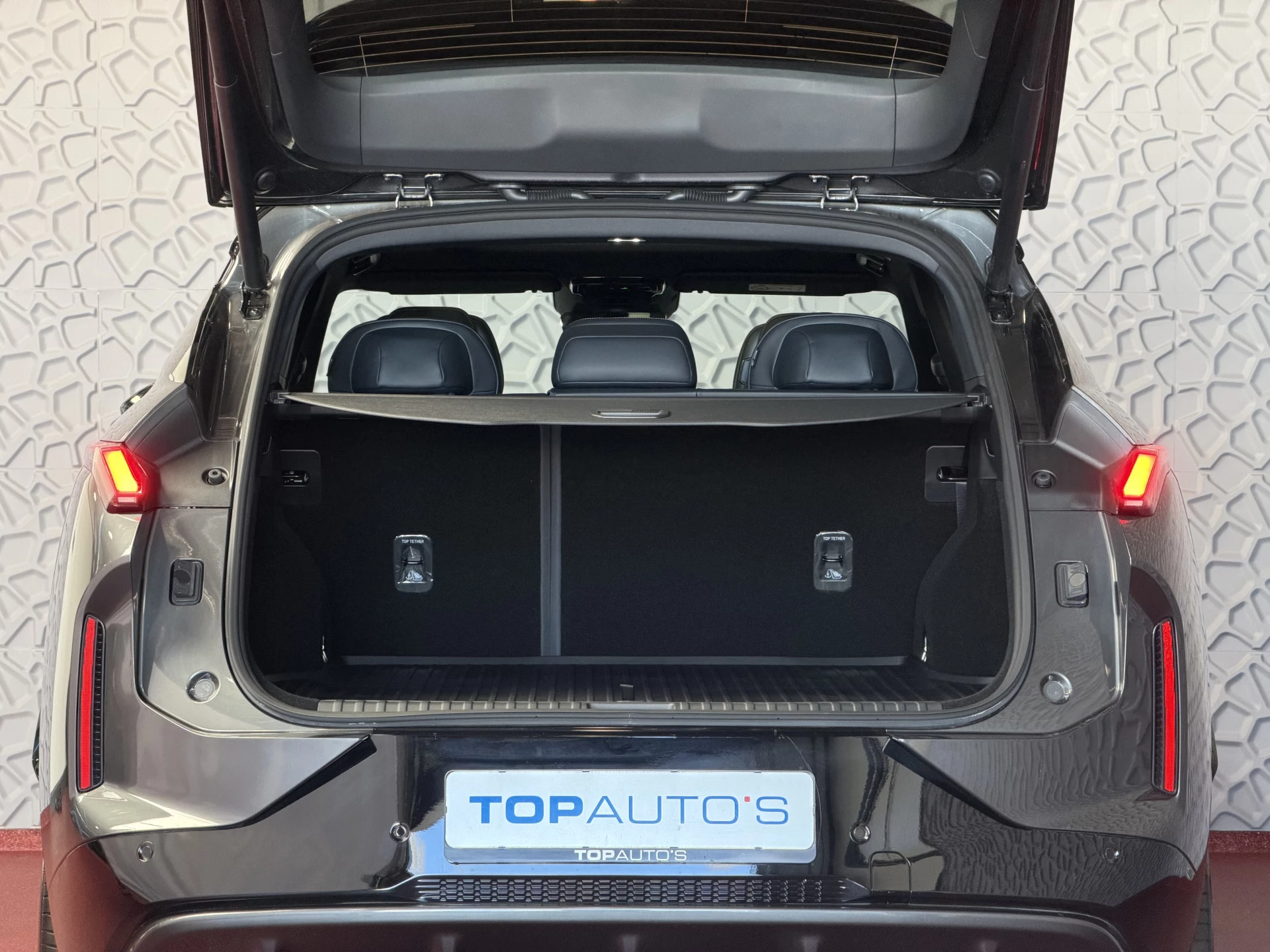 Hoofdafbeelding Lynk & Co 08