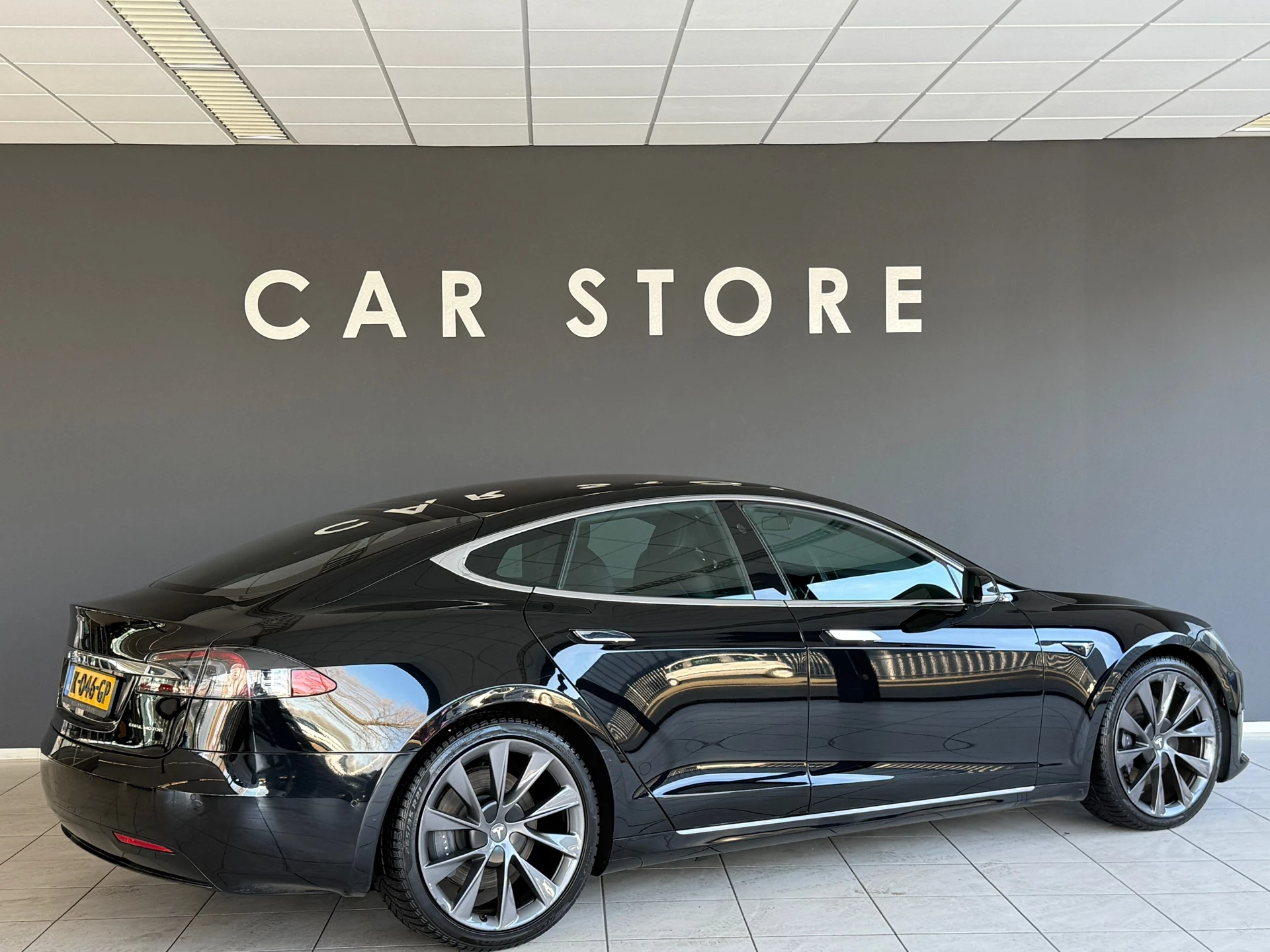 Hoofdafbeelding Tesla Model S