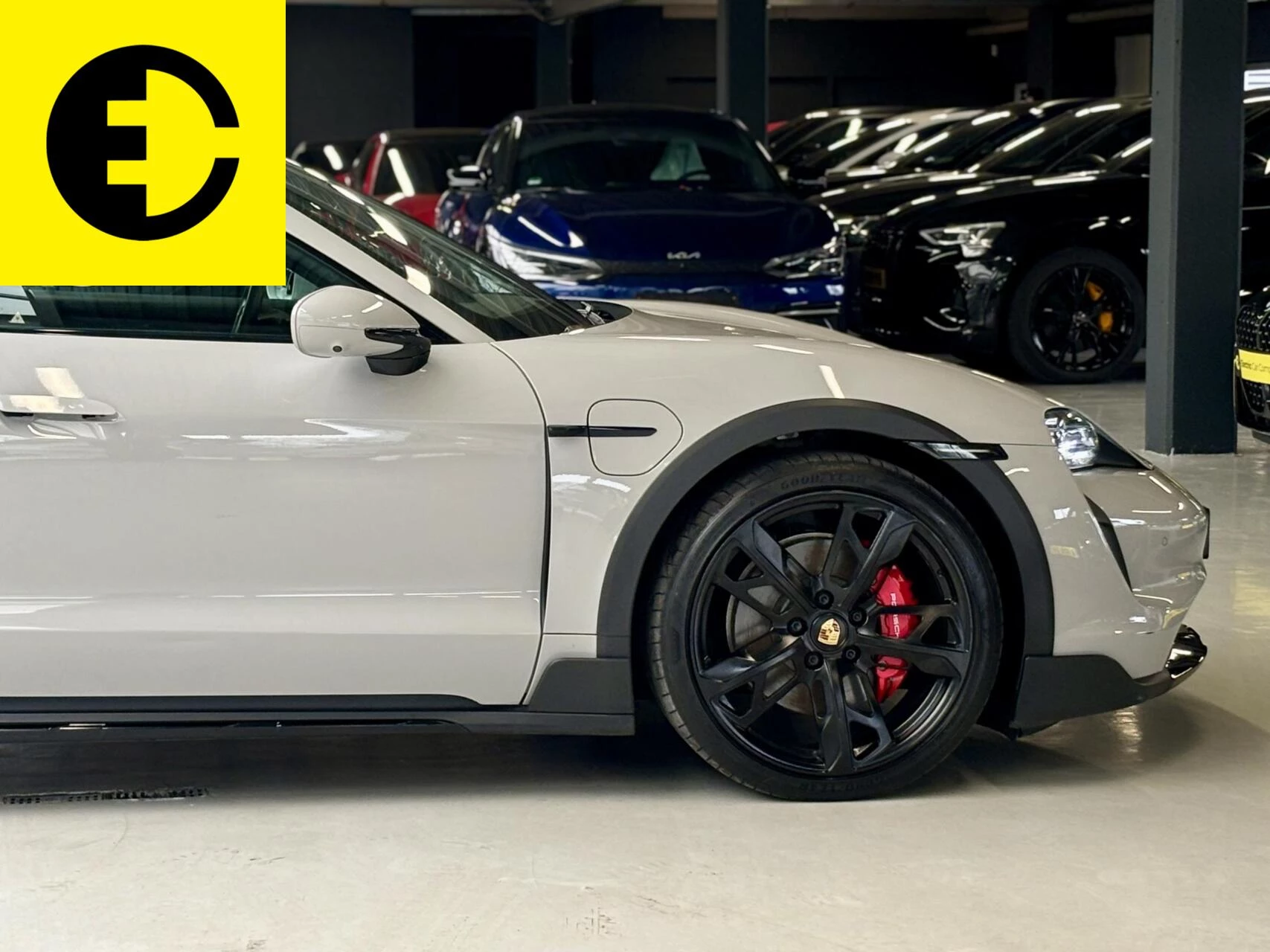 Hoofdafbeelding Porsche Taycan