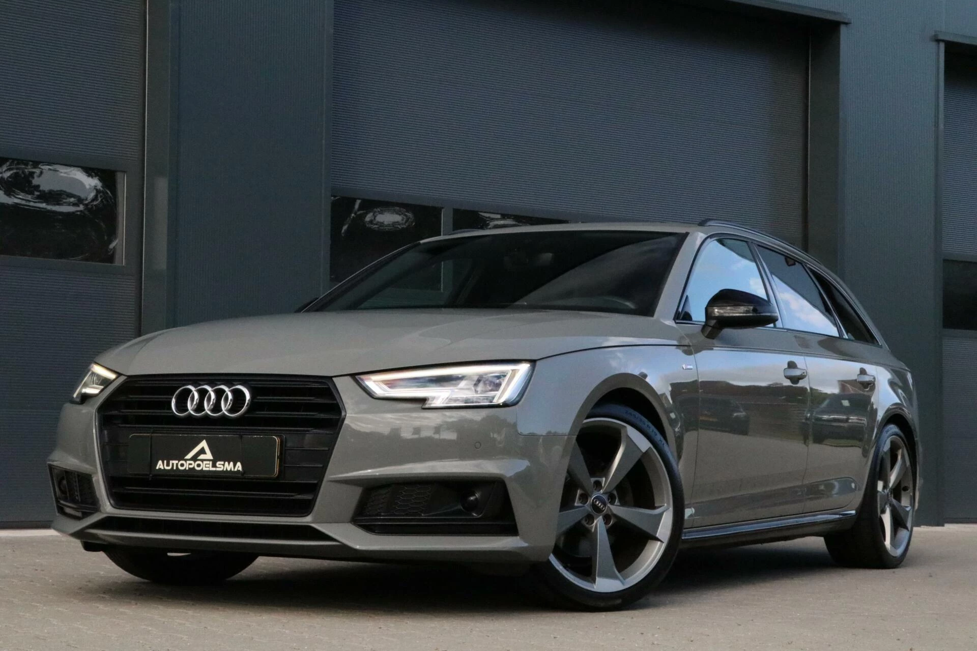 Hoofdafbeelding Audi A4