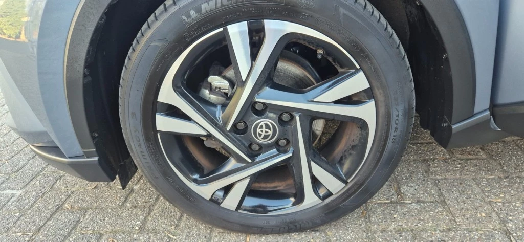 Hoofdafbeelding Toyota C-HR