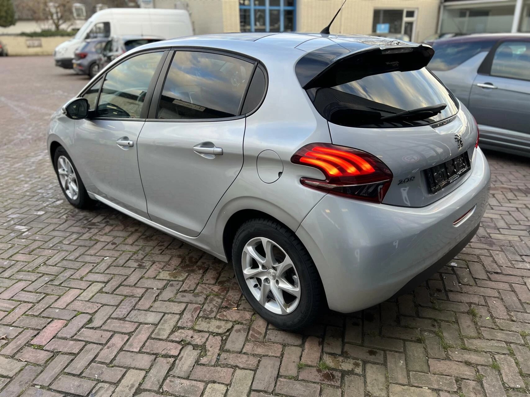 Hoofdafbeelding Peugeot 208