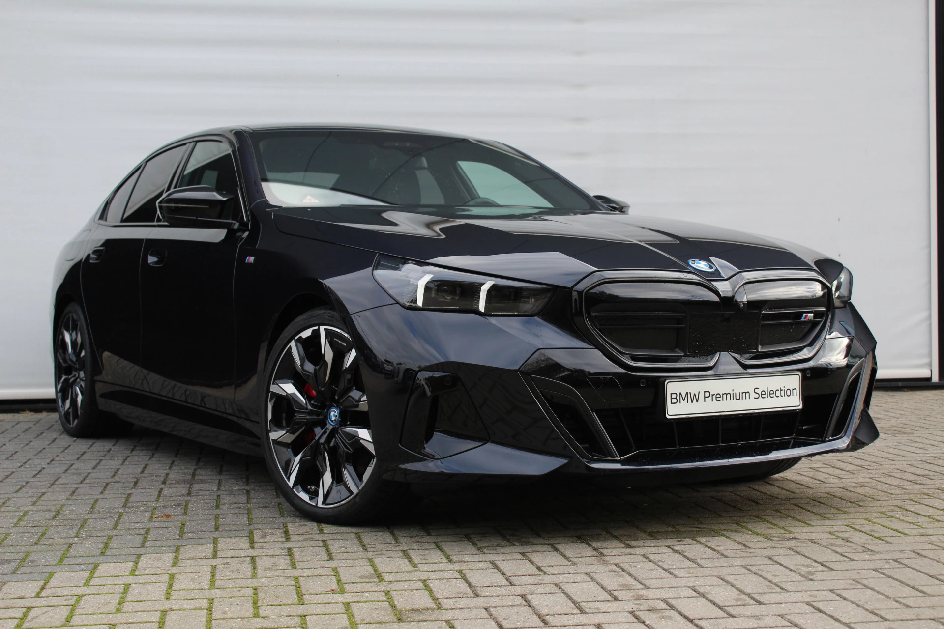 Hoofdafbeelding BMW i5
