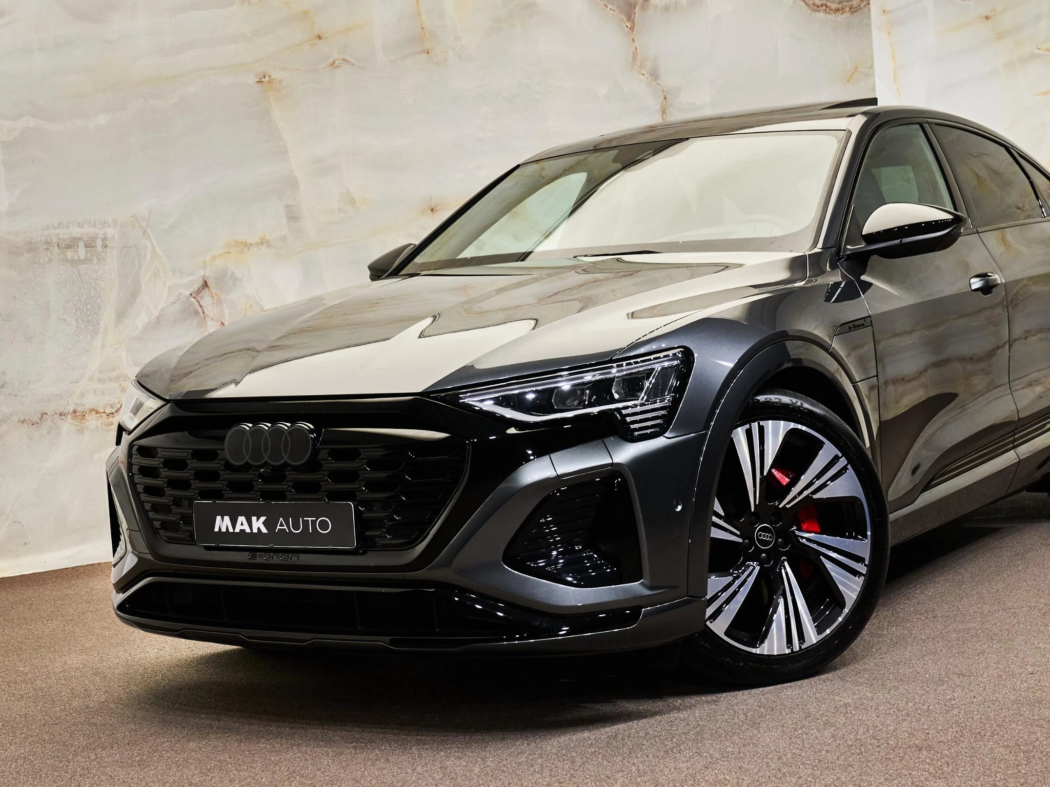 Hoofdafbeelding Audi Q8 Sportback e-tron