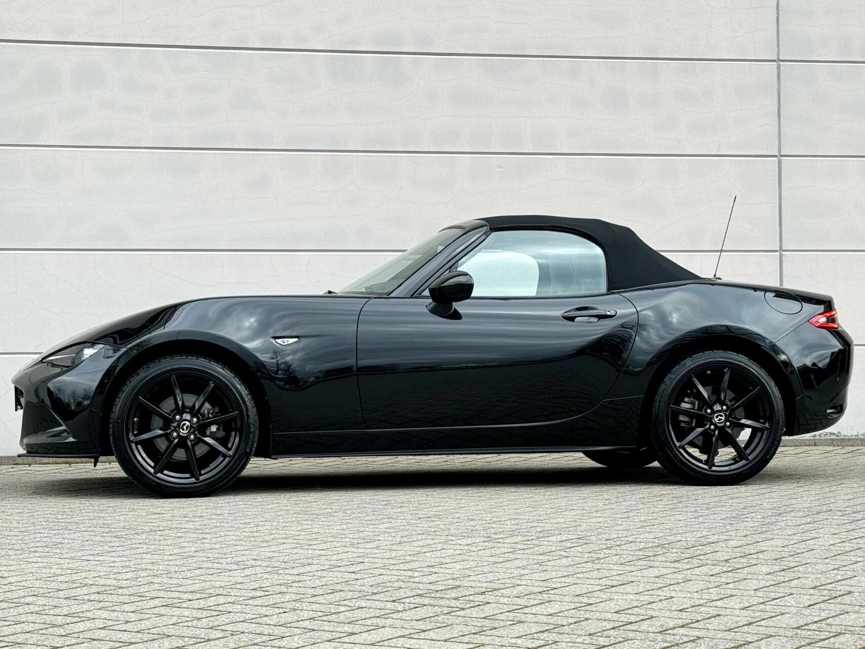 Hoofdafbeelding Mazda MX-5