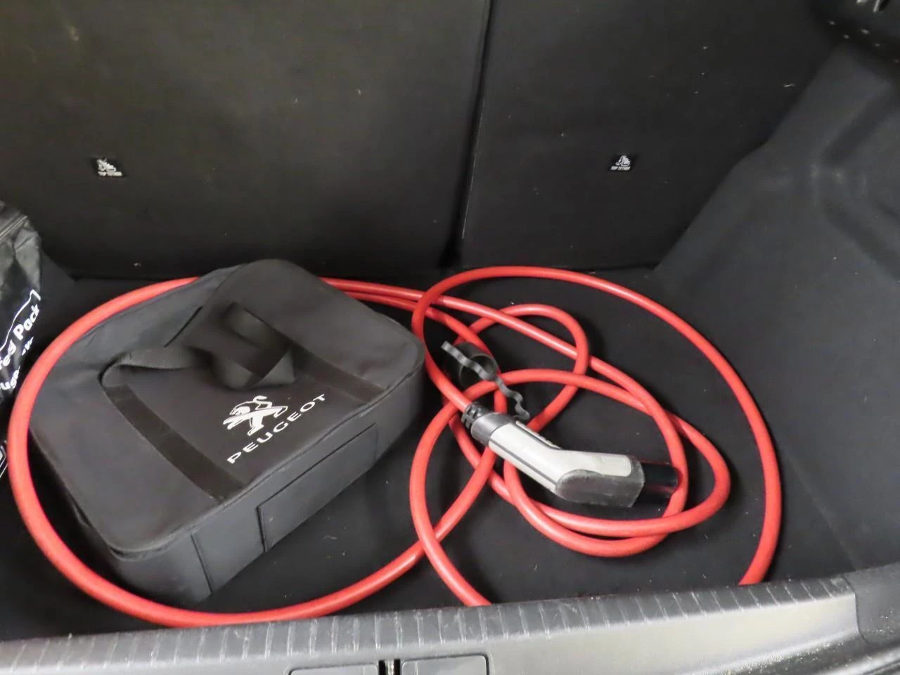 Hoofdafbeelding Peugeot e-208